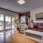 With Swimming Pool Kampor, Rab - 23600 Apartmán