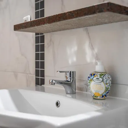 아파트 With Swimming Pool Kampor, Rab - 23600 라브